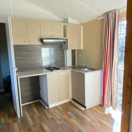 Mobil-home Cosy Avec Terrasse Au La Motte - Api-1-52-575 *