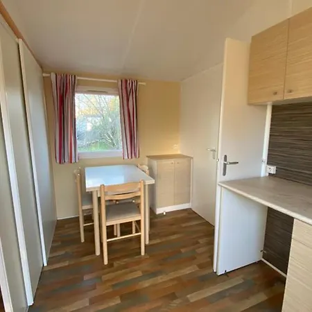 Mobil-home Cosy Avec Terrasse Au La Motte - Api-1-52-575 Le Fouilloux