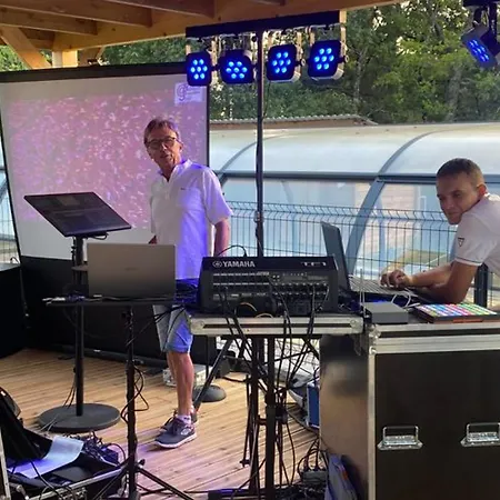 Mobil-home Cosy Avec Terrasse Au La Motte - Api-1-52-575 Kemping *